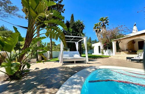 Stylish Ibiza Villa Near Beaches Private Pool & Lush Garden - Foto 34
