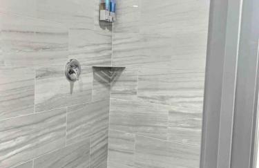 The Grizz AC Pool Sauna Gym Near Resort - Photo 38