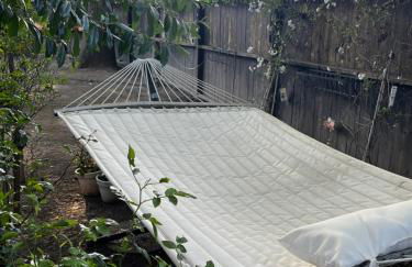 Spacious Home Steps from Huge Park and Outdoor Fun - Foto 42