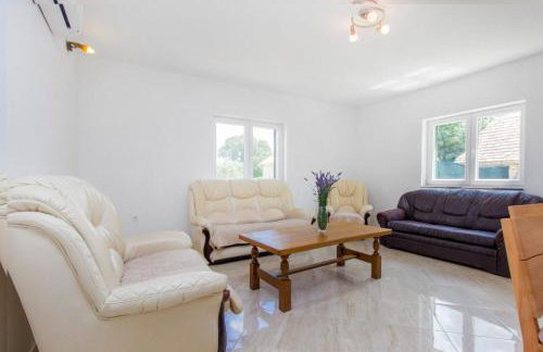 House Brist - Foto 3