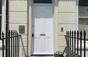 Seafront Studio Snug by the Sea - Sea Views - Foto 11