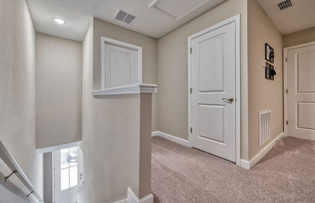 New and Stylish Home Just 5 Minutes From Disney Parks - Foto 48