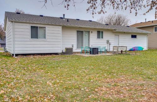 Cozy Sioux Falls Home - 7 Mi to Downtown! - Foto 2