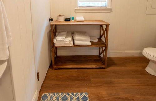 4 BR Sleeps 10 Near UGA & Downtown - Photo 54