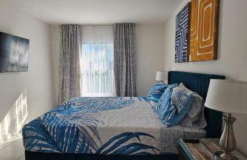 Cozy house with a Heated Swim spa - Foto 28