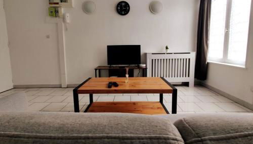 Spacieux T2 proche tribunaux - Foto 1