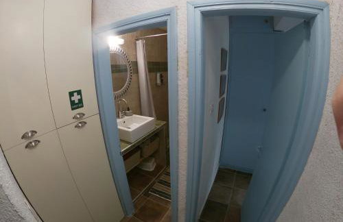 KIVERI 1876 traditional seafront cottage - Photo 19