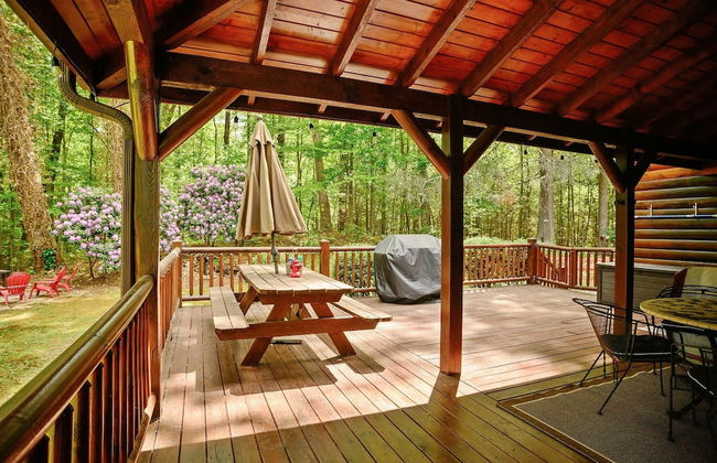 Tree Top Lodge - Gorgeous Lake Cabin With Hot Tub & Magnificent Views Of Forests And Mountains! 3 Bedroom Cabin by Redawning - Foto 29