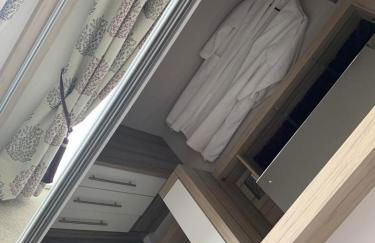 Muscovy Lodge with Hot Tub at Tattershall Lakes Country Park - Foto 26