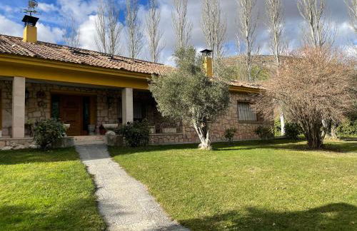 Casa Fuentes de Ledina - Photo 29