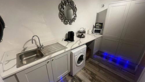 The Barn - Batley West Yorkshire - horse stays - Foto 2