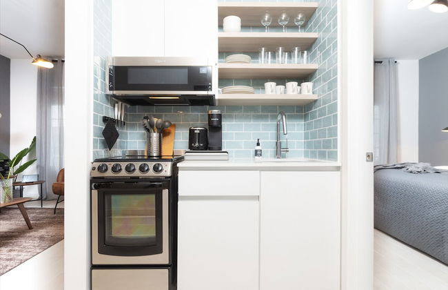 Kasa Collins Park Miami Beach Convention Center - Photo 24