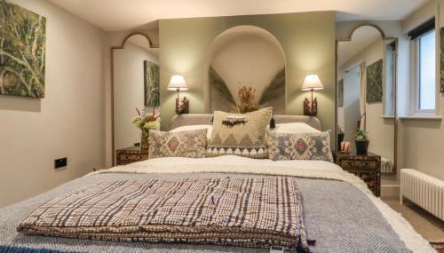 Artists Hideaway - Photo 2