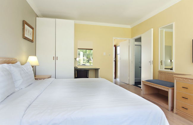 Vetho 1 Apartments OR Tambo Airport - Photo 8