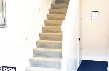 Spacious & Comfortable 4BR Retreat Sleeps 7, Perfect for Families & Professionals, Clark Property Estates - Foto 7