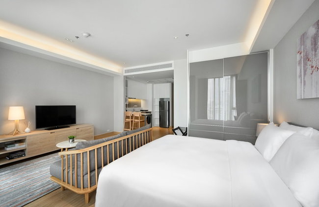 Oakwood Suites Bangkok - Photo 19