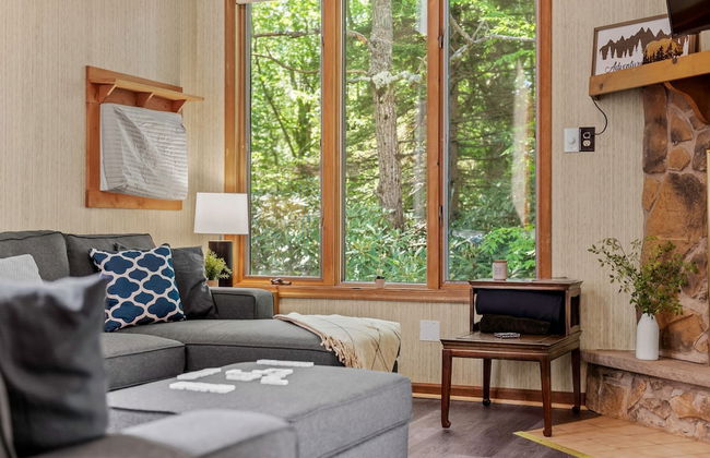 Harmony Ridge by Avantstay Large Deck w Hot Tub Forest Views - Foto 9