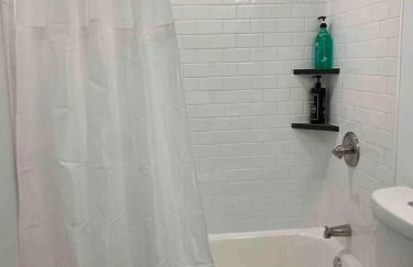 Silver Spring Serene 2BR 2BA, Nature And Access - Foto 16