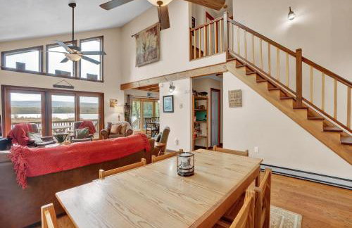 Lakefront Family Home, Kayaks, Hot Tub, Fireplace - Foto 13