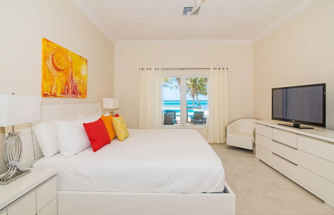 Sprat Bay Luxury Villa - Photo 9