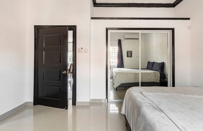 Luxury Living Modern & Contemporary Home With Brand New Pool in Manor Park - Foto 10