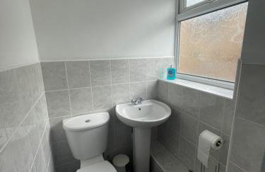 Westm-3 Bdrm 3 bathrooms 1 EnSuite Fab for contractors Free Parking and Wi-Fi - Foto 17