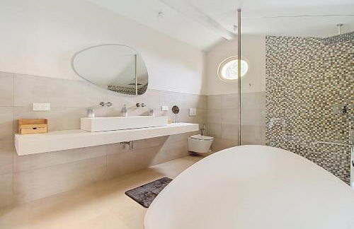 Superbe Mas Provençal rénové avec piscine, billard et climatisation à Paradou - Foto 57