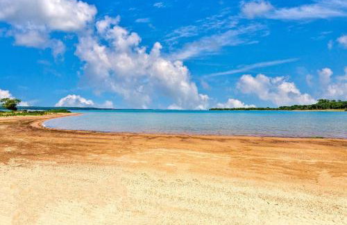 Entire Home! Fantastic Kitchen! 3 Full Baths - Foto 36