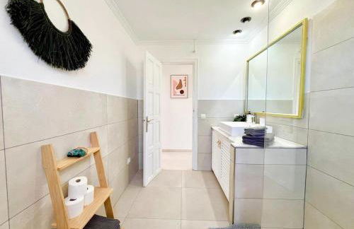 Villa walk to O beach large pool BBQ - Foto 30