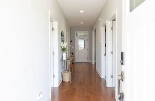 4 Minutes to UNC - 7 Minutes to Carrboro - En-Suite Bathrooms - Foto 12