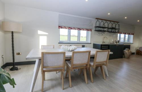 Bell House - Photo 10