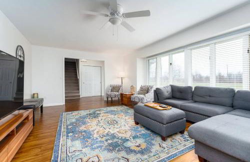 Epic Indoor Pool w/slide & hot tub close to beach - Foto 33