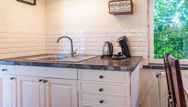 Snug Holiday Home in Nieuwvliet near Beach & Nature Reserve - Foto 4, Eigene Küche