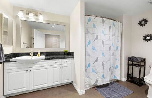 Charming 2BR2BA Home Near Downtown LA And Walkable Amenities - Foto 18