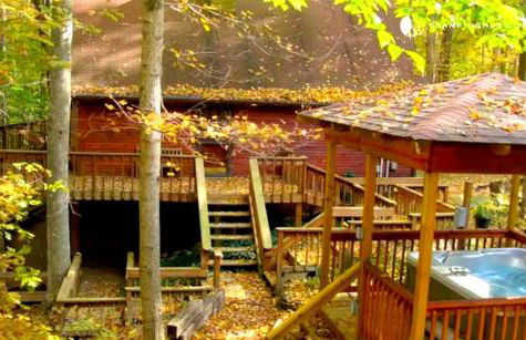 Wooded & Fabulous Brown County Cabin with Hot Tub Near Nashville, IN - Foto 4