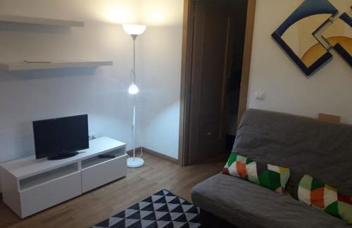 APARTAMENTO EN URBANIZACION con PISCINA CENTRO DE UNQUERA-VAL DE SAN VICENTE IDEAL PAREJAS - Foto 5