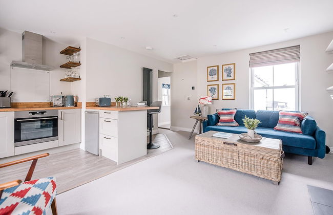 Pebble View, Aldeburgh - Photo 1