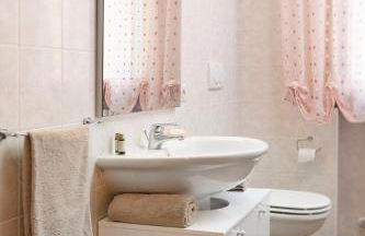 alle scalette due brogliano - Foto 8