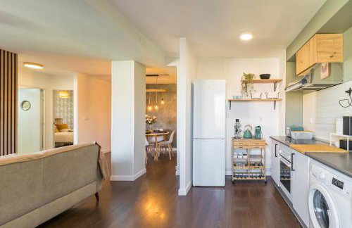 Calma, luz y diseño en el centro de Santander - Photo 6