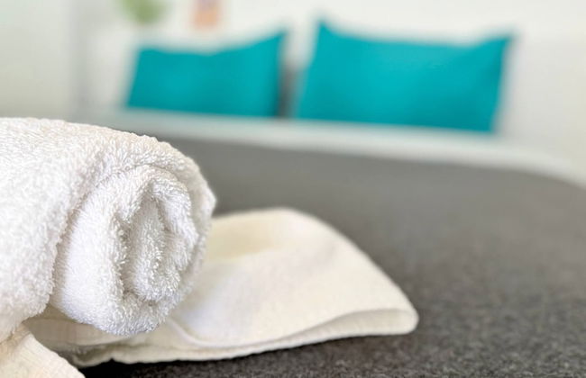 Azure Loft - 3min Walk to Beach, 10min to Old Town - Foto 20