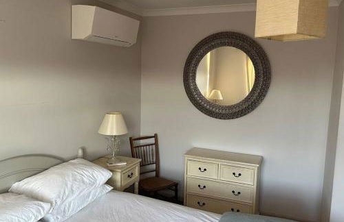 Cosy 2 bed, home from home - Photo 17