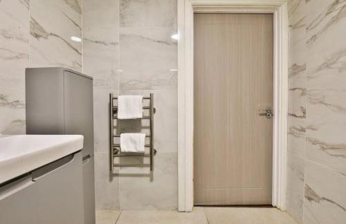 The Stuart Collection – Three-Bedroom Apartment - Foto 46