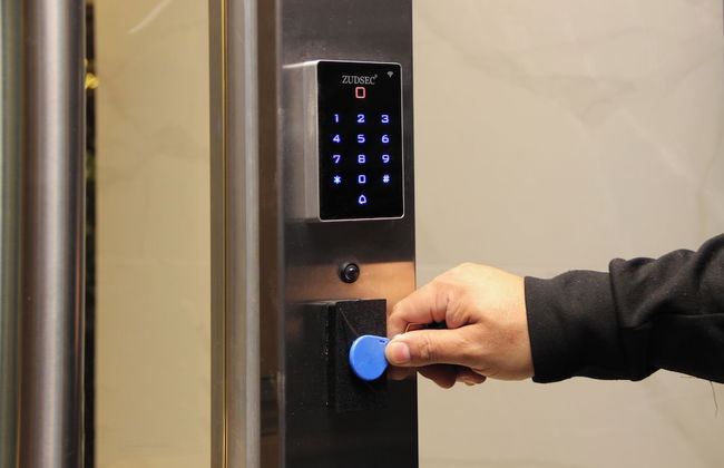 In House BA - College - Foto 2