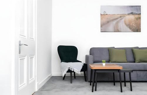 5 Individual Beds - Free Parking - Foto 13