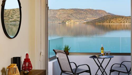 Elounda Harmony Sea front apartment - Foto 3