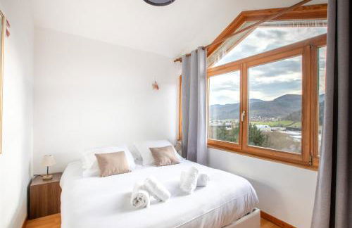 Le Chalet Panoramique Jaccuzi Parking Vue Montagne - Foto 2