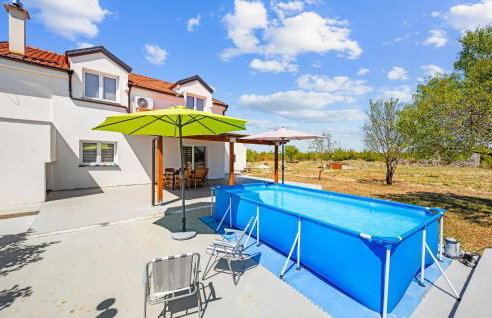 Cozy Apartment In Dragisici With Wifi - Photo 1