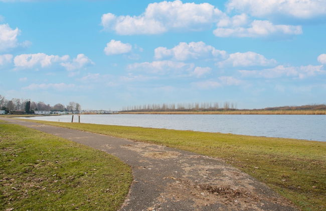 Chalet Near De Braakman Nature Reserve - Foto 36