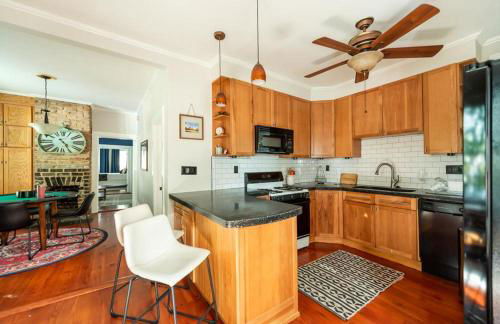 The Montgomery House by Lucky Savannah - Foto 9