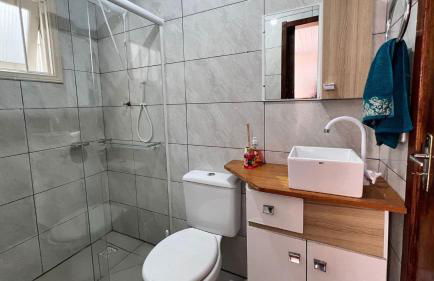 Casa com Piscina, Churrasqueira e Mesa de Bilhar - Foto 17